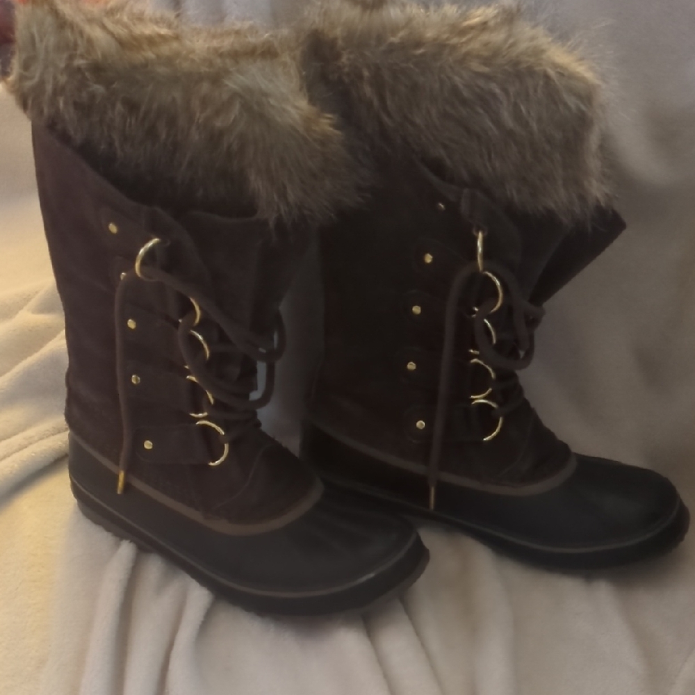 Sorel Joan Of Arctic Winter Boots with Faux Fur - Picture 9 of 12